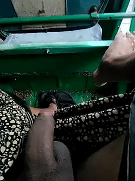 Snapshot of Kolkata___Boy chatting on December 25, 2024, 2:03 am Kolkata   Boy online show from December 25, 2024, 2:03 am