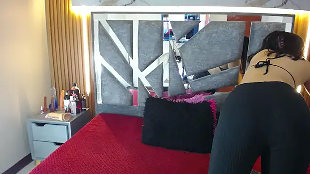 stefanvix202 online show from November 6, 2025, 3:54 am