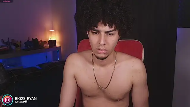 Snapshot of bigryann23 chatting on October 5, 2025, 1:51 am bigryann23 online show from October 5, 2025, 1:51 am