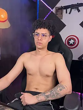bigryann23 online show from July 25, 2026, 1:24 am