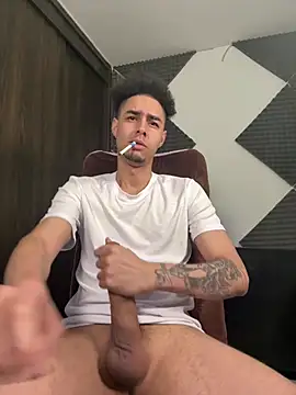 Snapshot of bigryann23 chatting on February 19, 2026, 2:14 pm bigryann23 online show from February 19, 2026, 2:14 pm